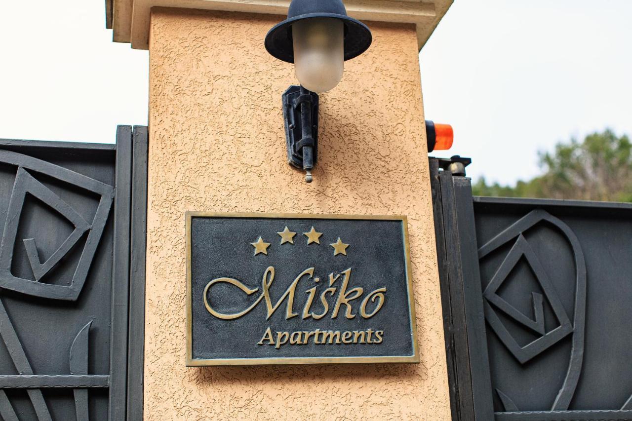 Apartments Misko Utjeha Exteriér fotografie